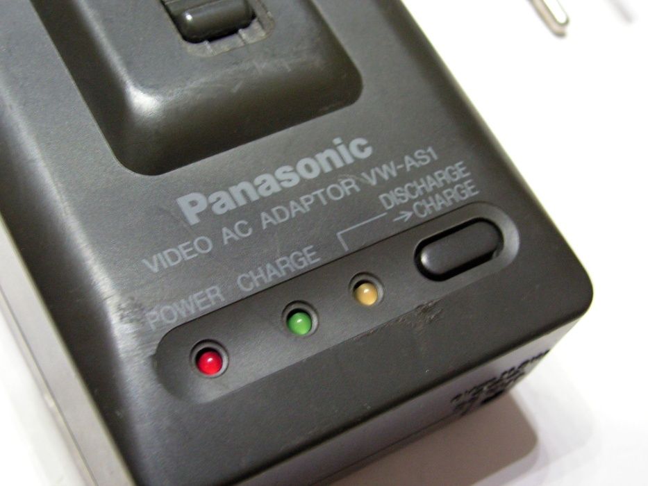 Incarcator Acumulatori Panasonic VW-AS1E