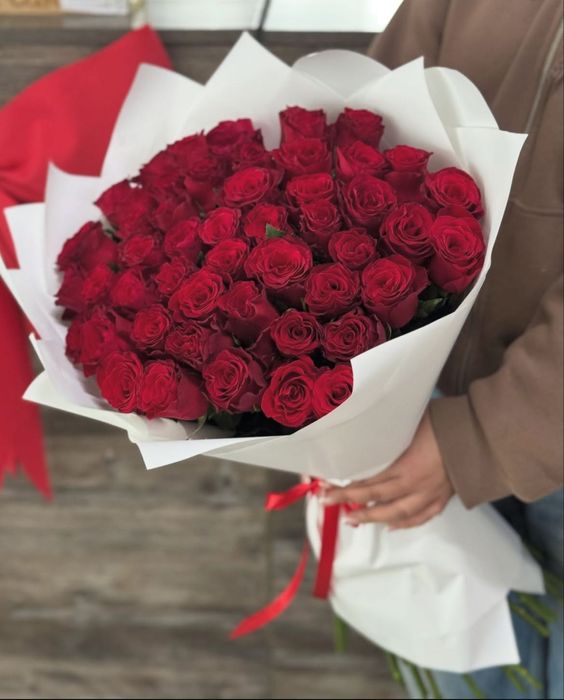 Розы букеты доставка