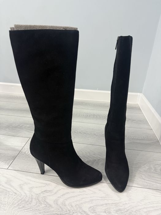 Продам сапоги замшевые