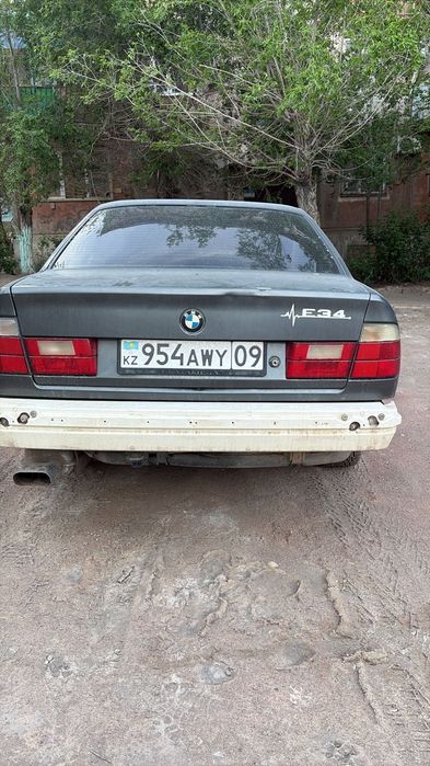 Срочно продам бмв е34