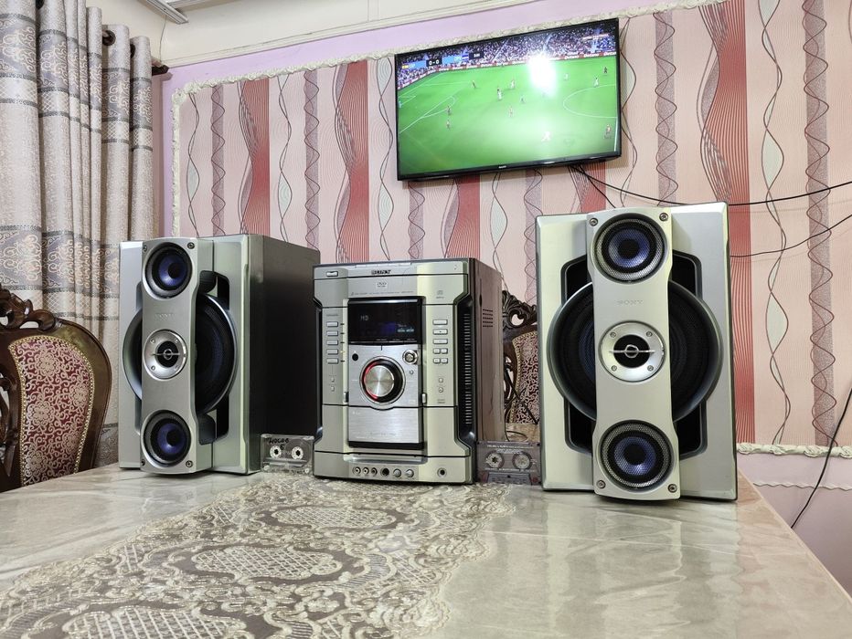 Orginal SONY 4600 watt bass bomba