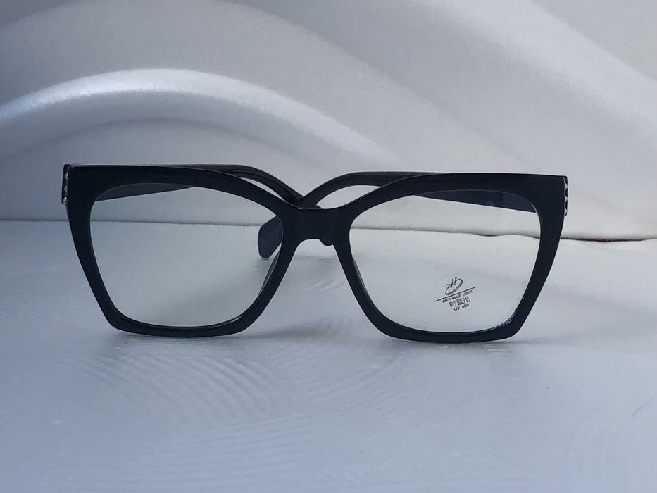 Прозрачни дамски очила за компютър