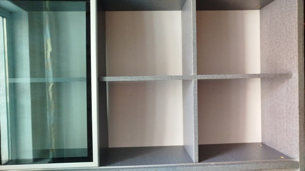 Продаю угловой компьютерный письменный стол