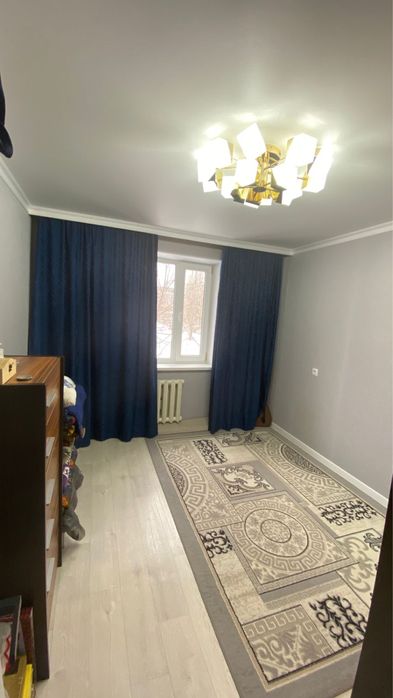 Продам 2 х ком квартиру