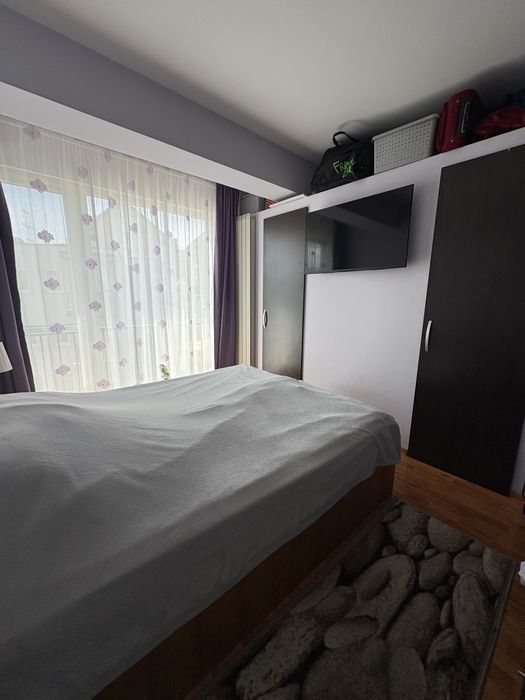 Vand apartament 2 camere