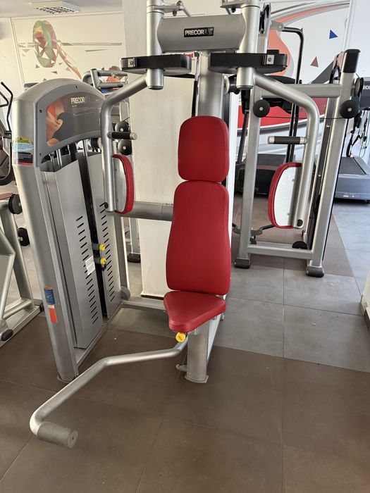 Aparat profesional Pec Deck Precor