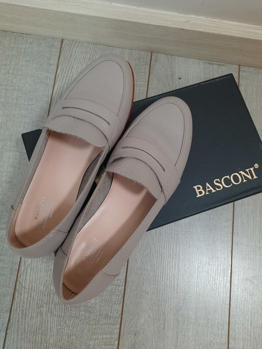 Лоферы кожаные 38 размер