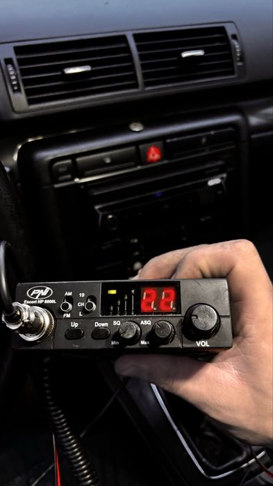 Statie   Auto CB PNI Escort HP 8000L ASQ