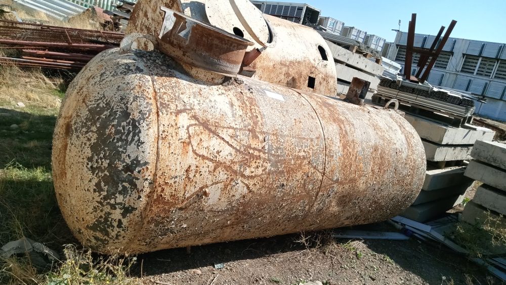 Ёмкость для воды 3 -  5 куба.