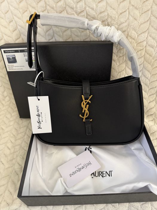 Дамска чанта нова YSL