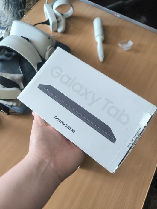 Samsung tab A9 4/64