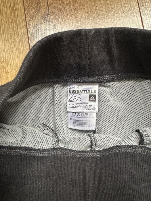 Спортен клин и анцуг Adidas