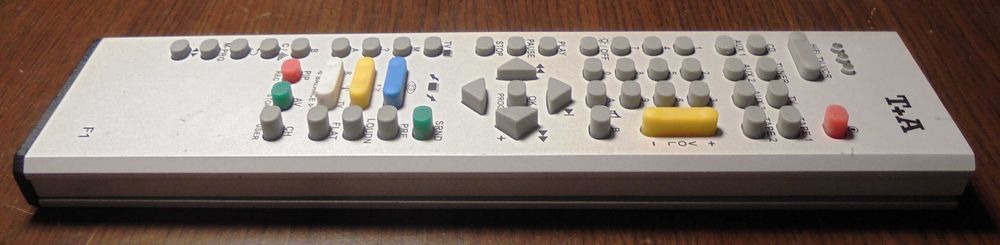Vand telecomanda T+A  , model F1