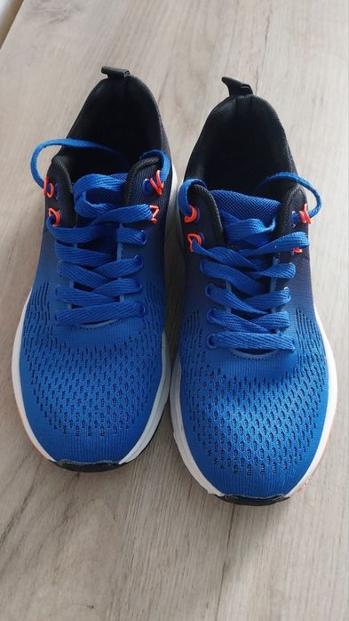 Маратонки 37 номер