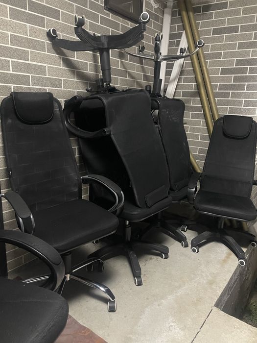 Офисный  кресло