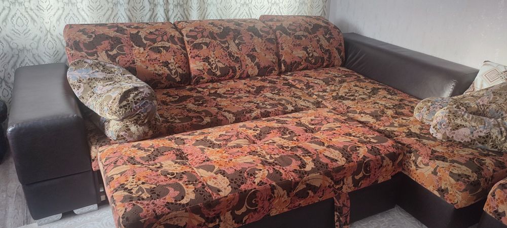 Продам диван состояние отличное