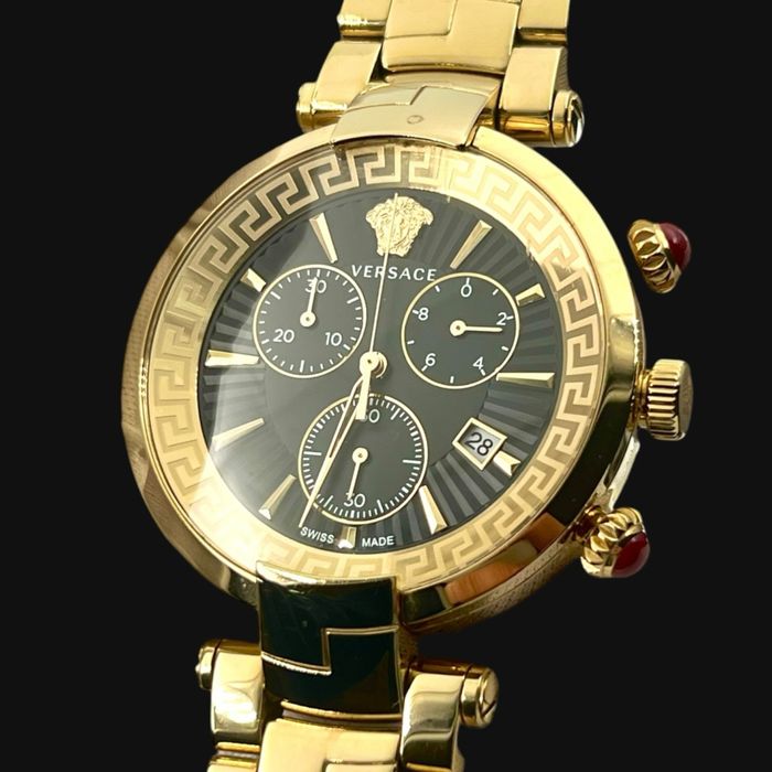 Versace Hellenyium Chronograph – Gold-Tone Luxury мъжки часовнин