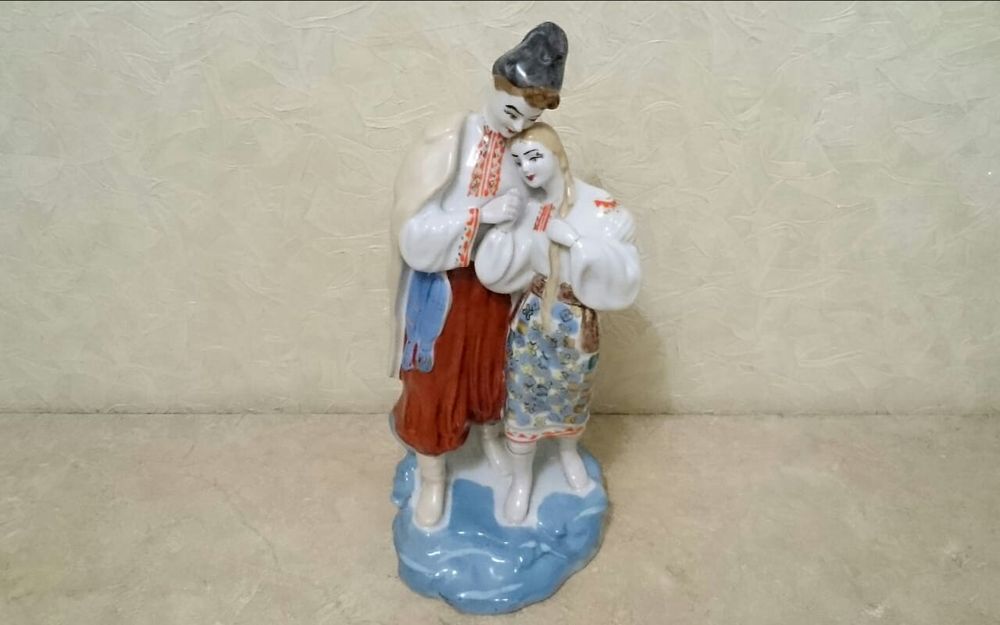 Фарфоровые статуэтки