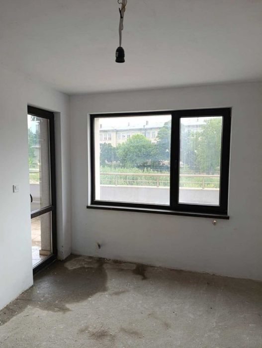 Продава се Двустаен апартамент в Плевен, Идеален център - 79 кв.м за 1583 €/кв.м - Снимка #6