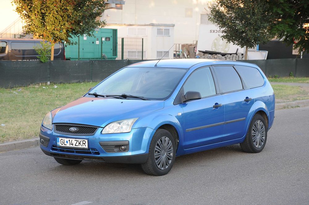 FORD Focus 2006 1.6i 101 CP E4 AC, inmatriculat proprietar in acte ofer fiscal