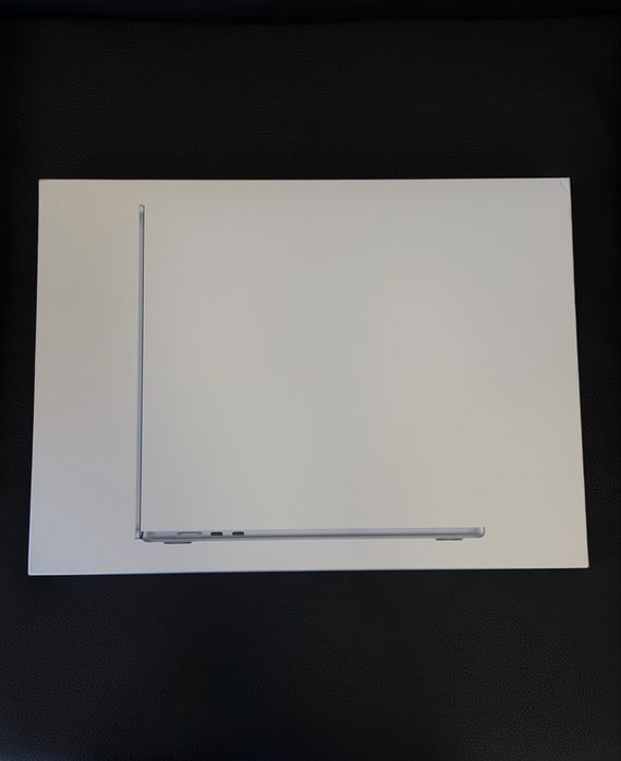 НОВ MacBook AIR M5 15inch