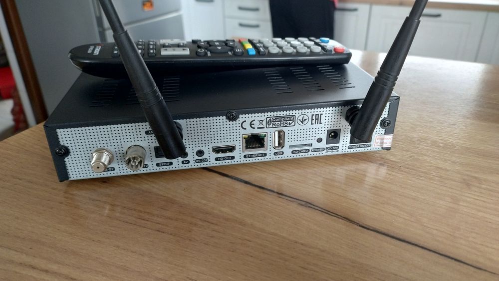 Receptoare satelit Octagon SF8008 și SFX6018 S2 IP