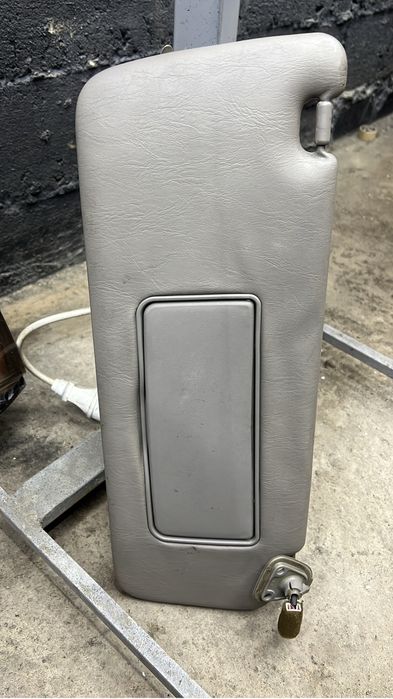 Фара на хайландер