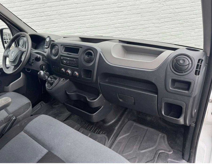 Renault Master 2.3 dCi НА ЧАСТИ