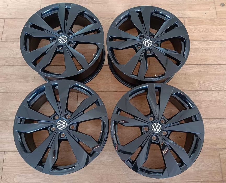 Jante 19 VW ID3 originale Golf compatibile Cupra Born Skoda Octavia