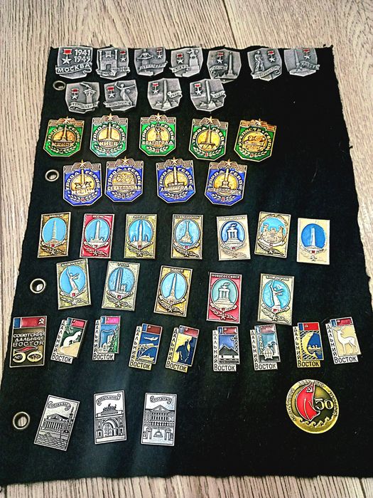 Значки в ассортименте