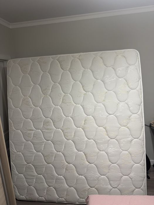 Продам новый матрас 180х200