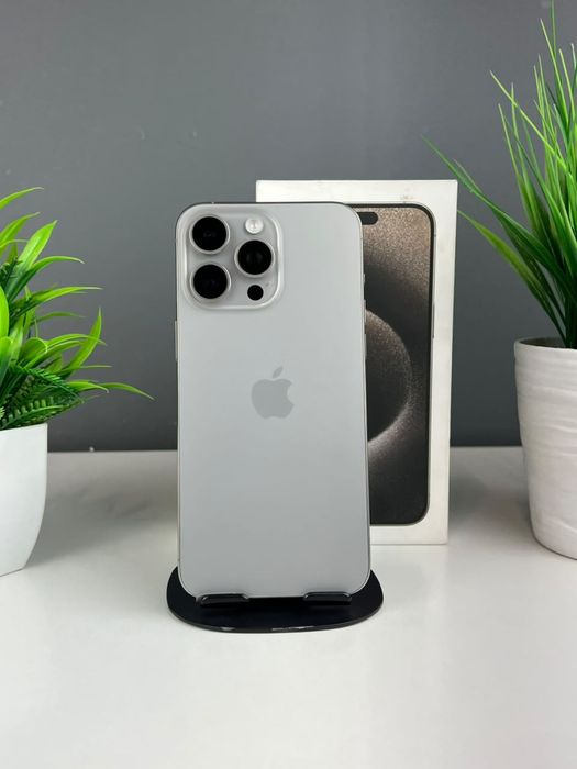 Телефон Apple iPhone 15 Pro Max 256GB