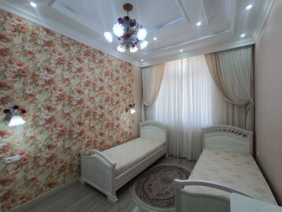 Продается 5ти комнатная квартира в Центре 130м2 Дархан Кирпич Дуплекс