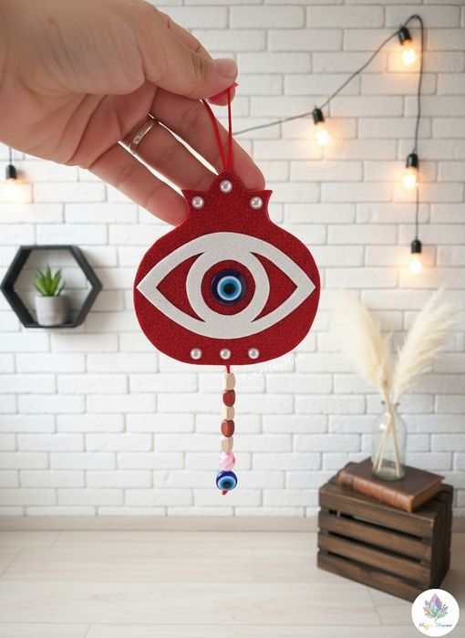 Интерьерный оберег. Хамса. Гранат