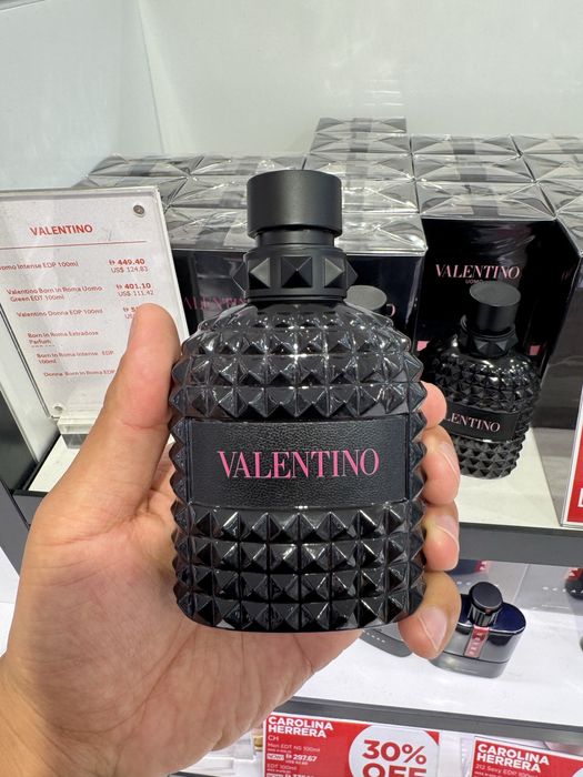 Valentino Uomo Born In Roma Intense