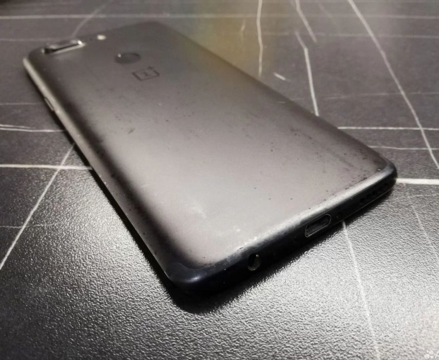 OnePlus 5t (6/64)