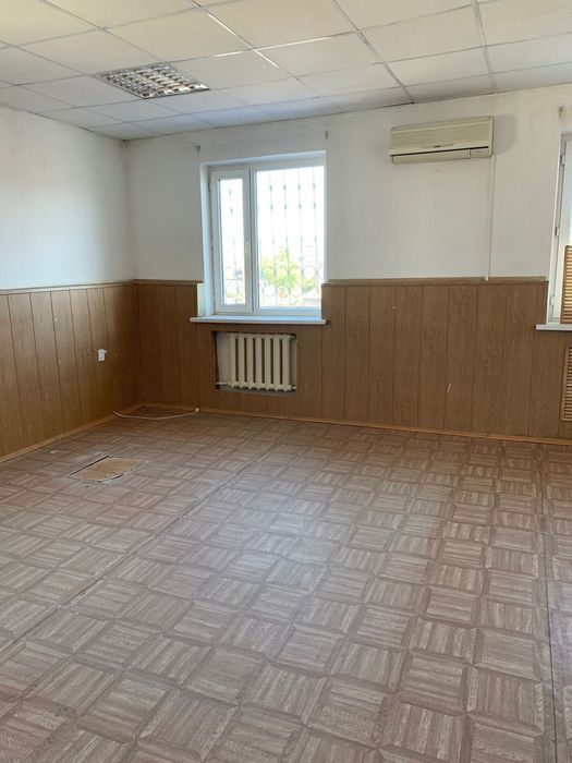 Двухэтажное здание