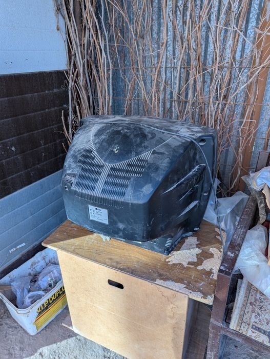 старый телик, самовывоз