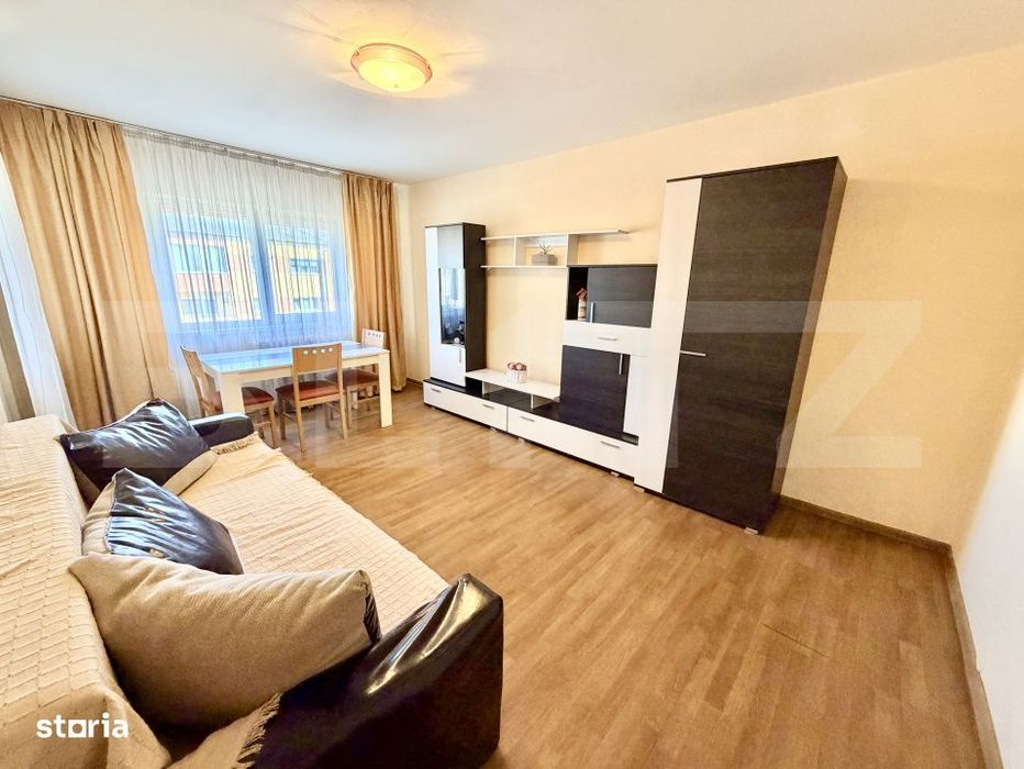 Apartament 3 camere, 68 mp, zona Cetate
