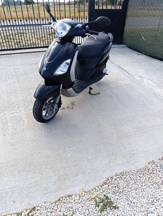 Скутер piaggio PLY
