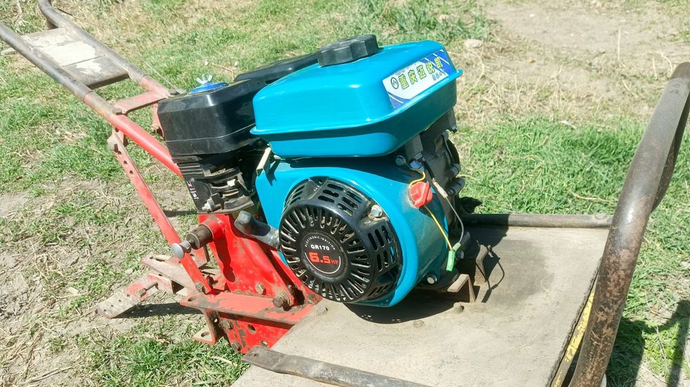 Продаю мотоблок.