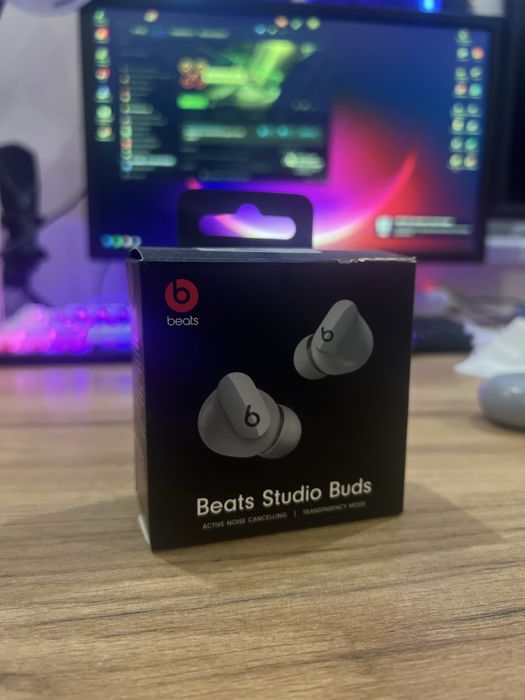 Beats Studio Buds