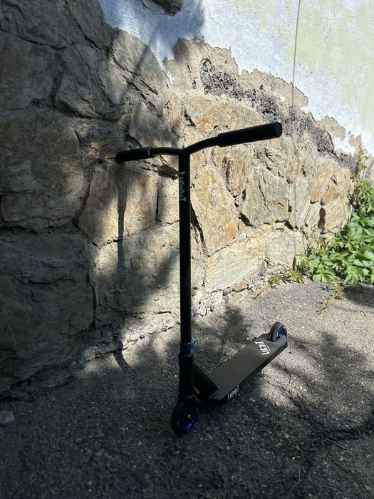 Самокат трюковой LIMIT