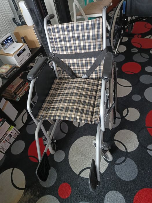 Cărucior handicap adulți ultraslim