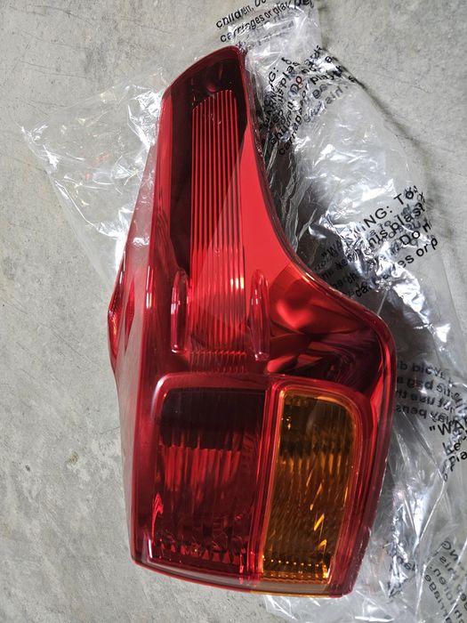 Стоп тойота рав stop toyota rav 4 гр. Пловдив Младежки Хълм • OLX.bg