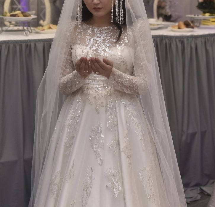 Продам свадебное платье