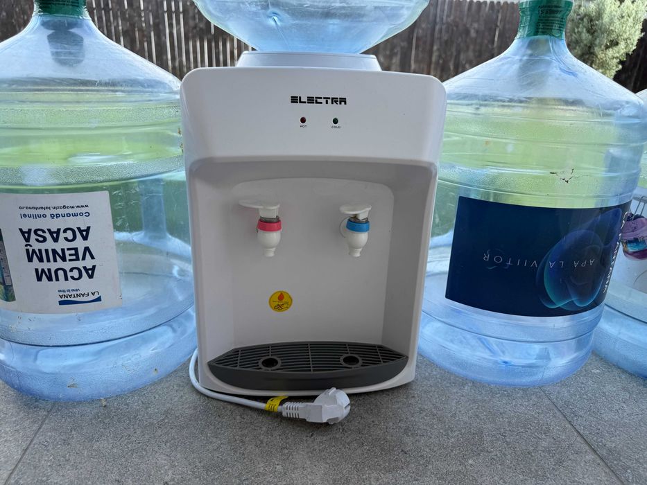Dozator apa Electra calda rece plus 4 bidoane