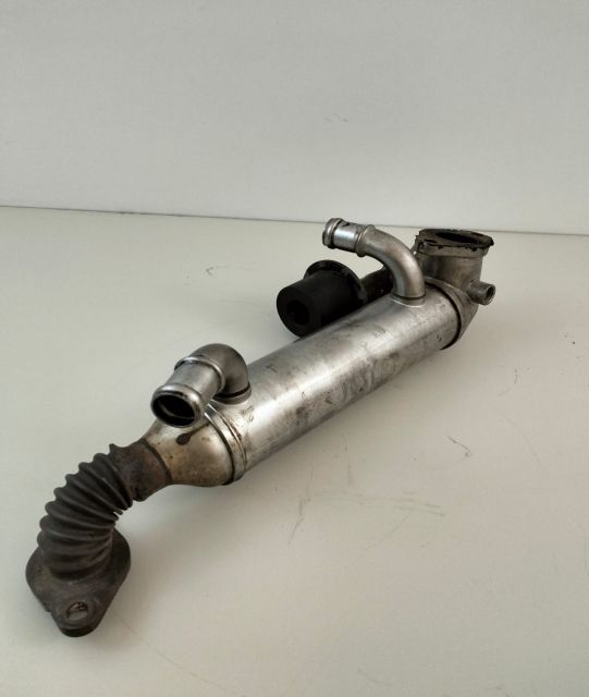 Racitor gaze 070131512F Volkswagen VW Caravelle T5 seria