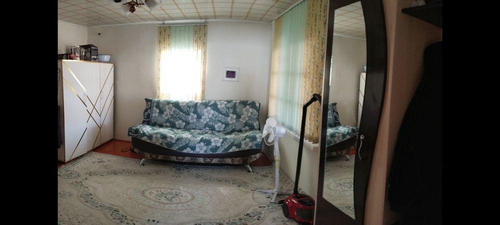 Үи сатылады жакеев 38