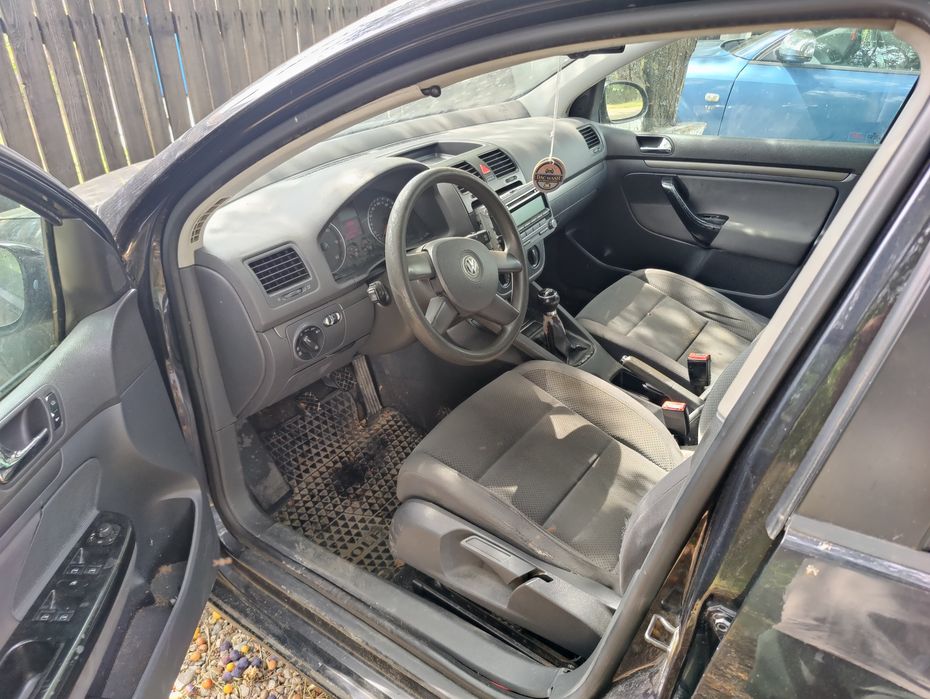 Golf 5 1.9 tdi 105 cp